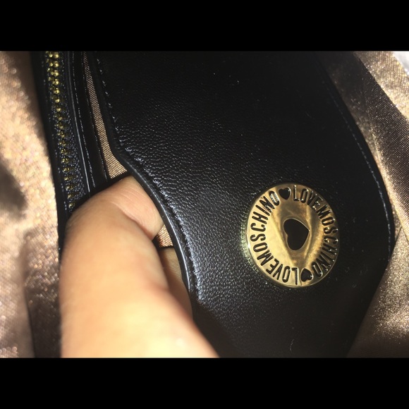 ❤️Moschino Shoulder Bag ❤️ - Picture 7 of 8